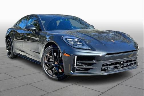 2025 Porsche Panamera 4S