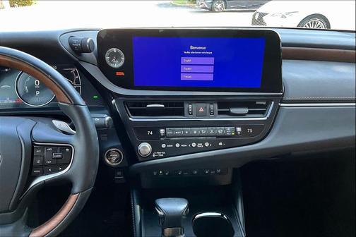 2024 Lexus ES 300h Luxury