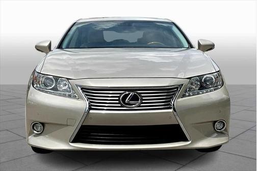 2015 Lexus ES 300h Base