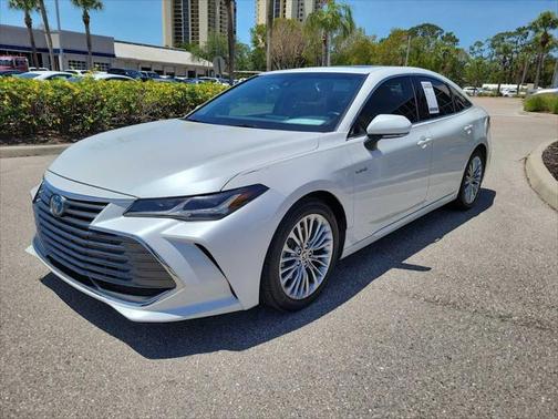 2021 Toyota Avalon Hybrid Limited