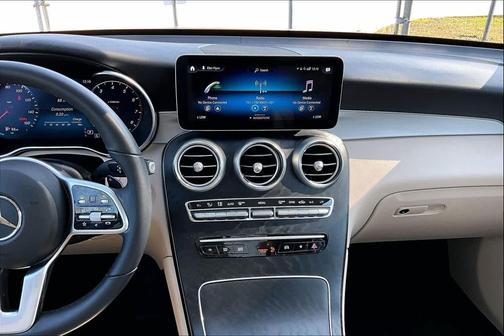 2022 Mercedes-Benz GLC 300 Base