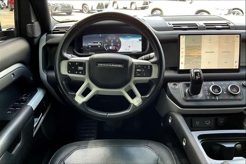 2022 Land Rover Defender 110 X-Dynamic HSE