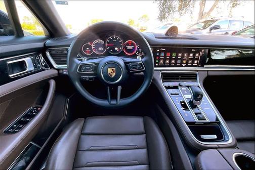 2022 Porsche Panamera 4S