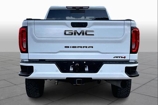 2022 GMC Sierra 2500 AT4