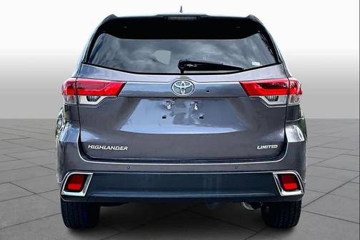2019 Toyota Highlander Limited Platinum