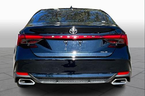 2022 Toyota Avalon XLE