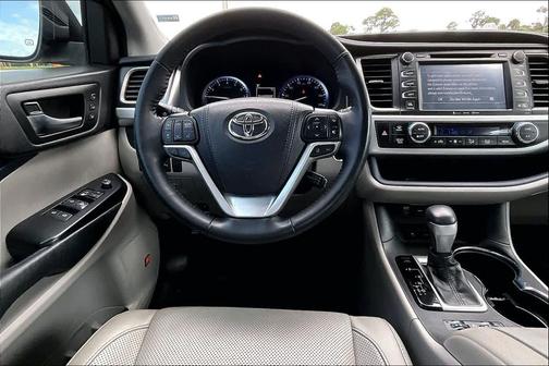 2019 Toyota Highlander Limited Platinum