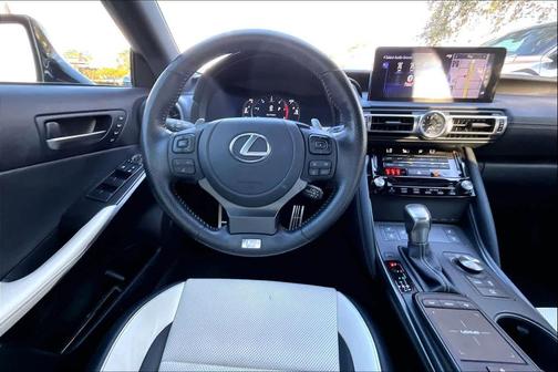 2022 Lexus IS 350 Base
