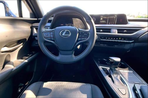 2022 Lexus UX 200 Base