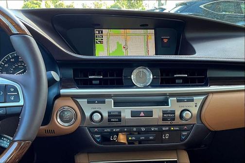 2017 Lexus ES 350 Base