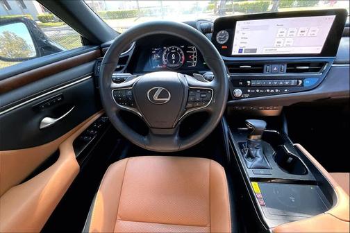 2023 Lexus ES 350 Base