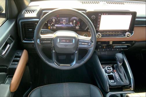 Sterling Metallic 2024 GMC Canyon AT4