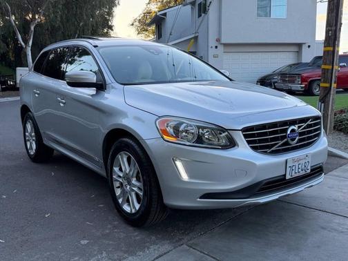 2015 Volvo XC60 T5 Premier