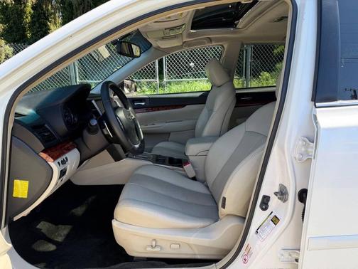 2012 Subaru Outback 2.5i Limited