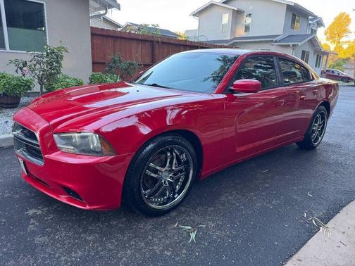 2013 Dodge Charger SE