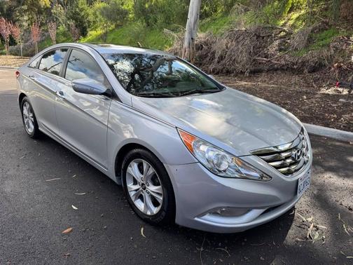 2011 Hyundai SONATA SE