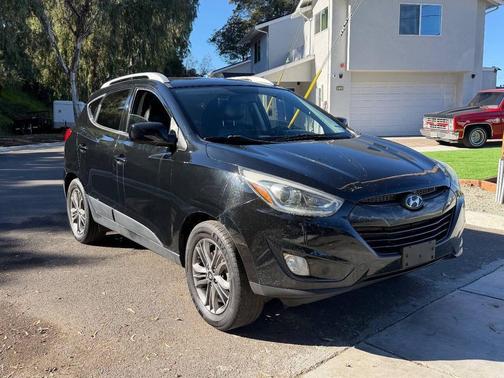 2015 Hyundai TUCSON SE
