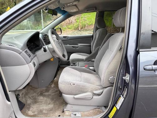2006 Toyota Sienna CE