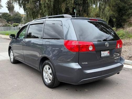 2006 Toyota Sienna CE