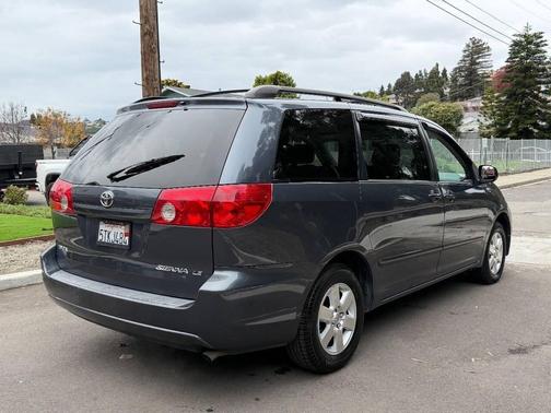 2006 Toyota Sienna CE