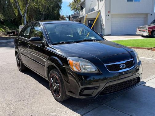 Midnight Black 2011 Kia Rio LX