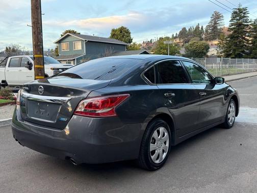 2013 Nissan Altima 2.5 S