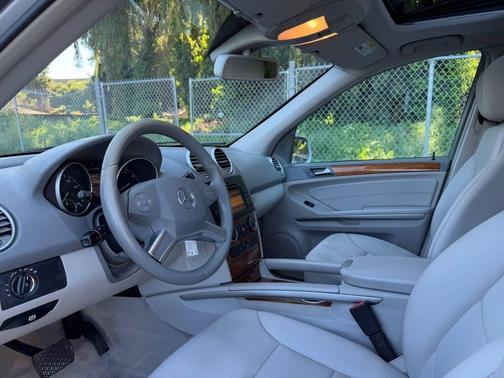 2009 Mercedes-Benz M-Class 4MATIC