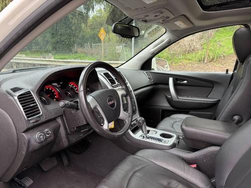 2010 GMC Acadia SLT-1