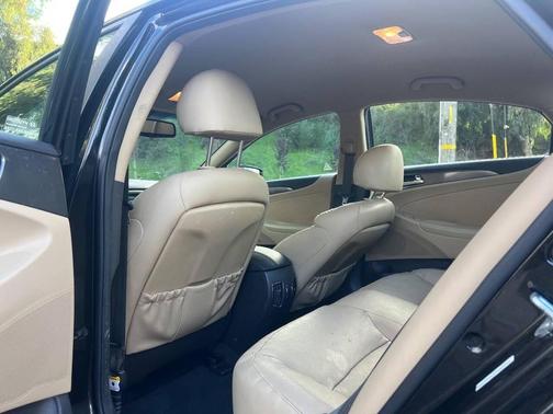 2012 Hyundai SONATA Hybrid Base