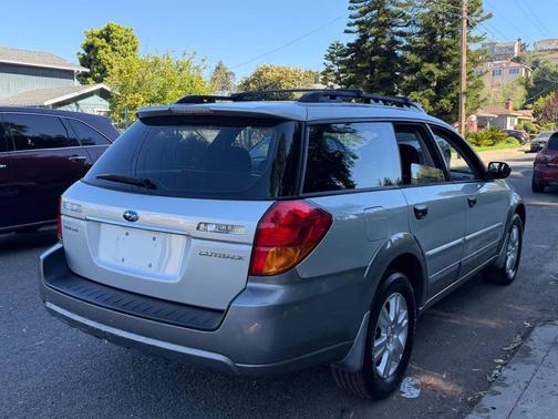 2005 Subaru Outback 2.5 i