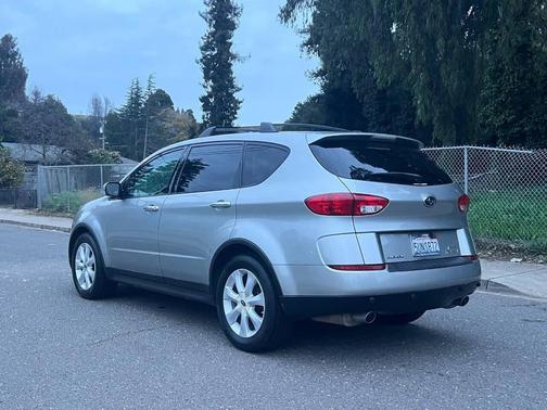 2006 Subaru B9 Tribeca Limited 5-Passenger
