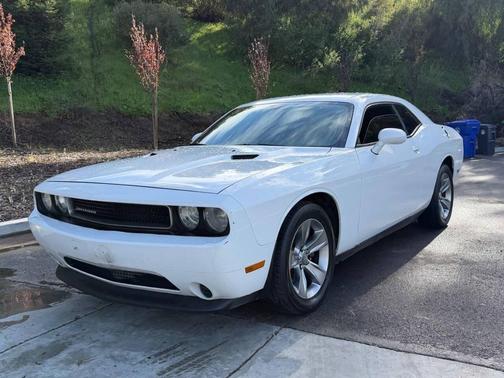 2013 Dodge Challenger SXT