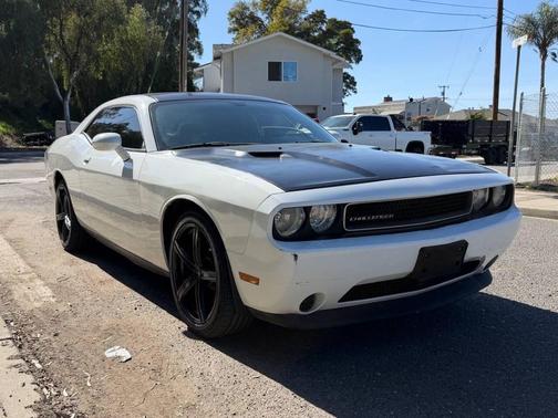 2013 Dodge Challenger SXT