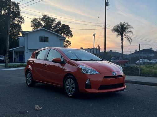 2012 Toyota Prius c One