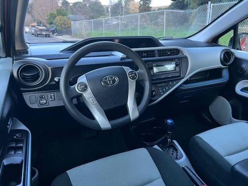 2012 Toyota Prius c One