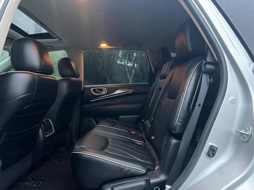 2017 INFINITI QX60 Base