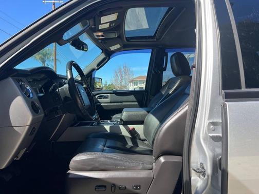 2012 Ford Expedition Limited