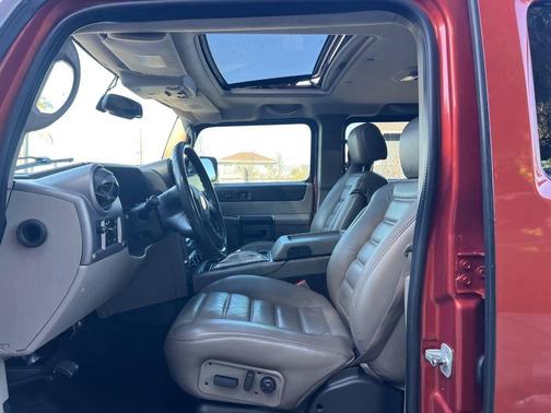 2004 Hummer H2 Base