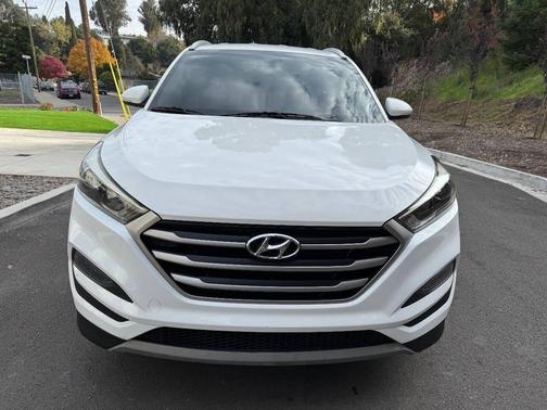 2017 Hyundai TUCSON Sport