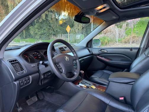 2005 Acura MDX Touring