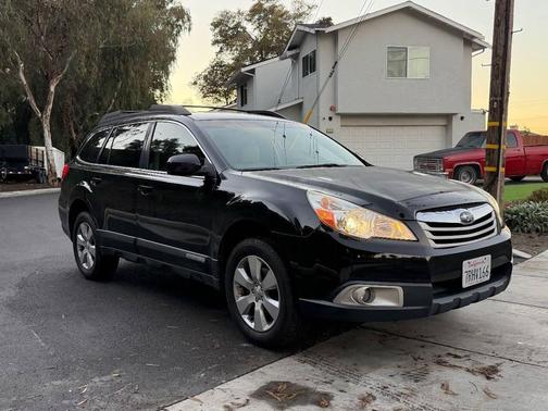 2012 Subaru Outback 2.5i