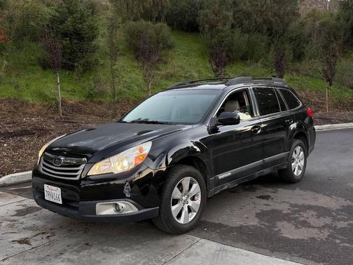 2012 Subaru Outback 2.5i
