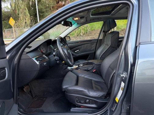 2008 BMW 528 528i 4dr Sedan Luxury