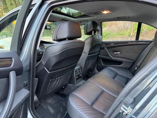 2008 BMW 528 528i 4dr Sedan Luxury
