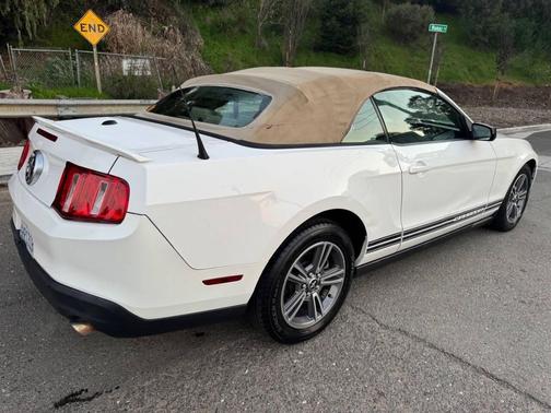 2010 Ford Mustang Base