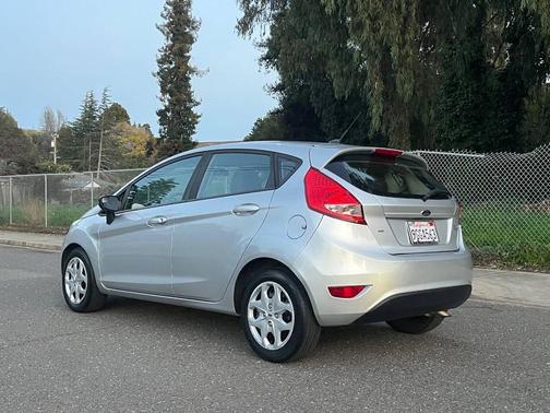 2013 Ford Fiesta SE
