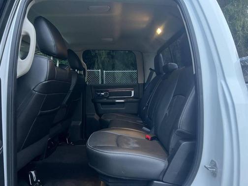 2015 RAM 1500 Laramie