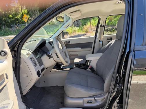 Black Clearcoat 2009 Ford Escape Hybrid Limited