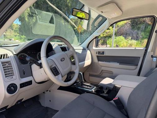 Black Clearcoat 2009 Ford Escape Hybrid Limited