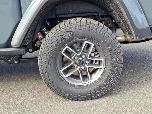 2026 Jeep Gladiator Mojave 4x4
